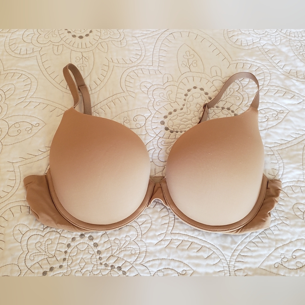 Victoria's Secret nude/tan bra, convertible